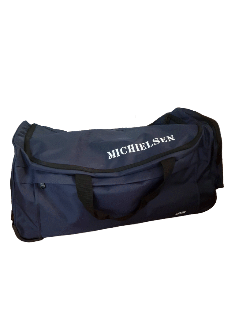 Blauwe weekendtas geborduurd met naam Michielsen